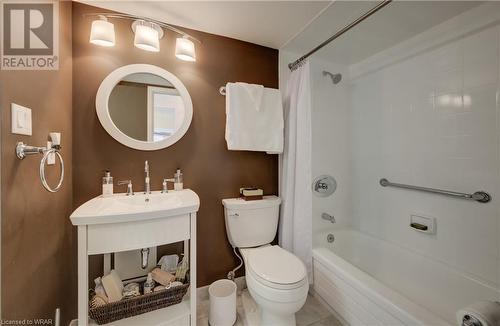 4 piece bath for guests - 265 Westcourt Place Unit# 206, Waterloo, ON - Indoor Photo Showing Bathroom