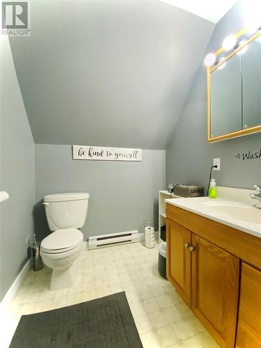 9 Rose'S Lane, Come By Chance, NL - Indoor Photo Showing Bathroom