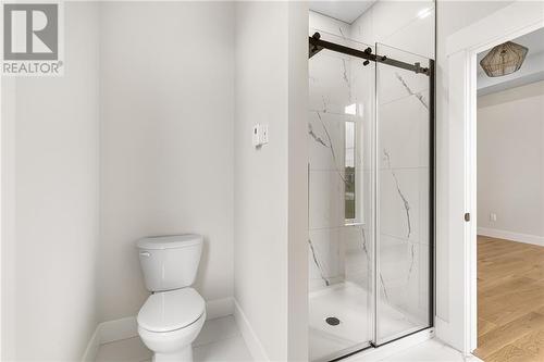 60 Guy, Shediac, NB - Indoor Photo Showing Bathroom