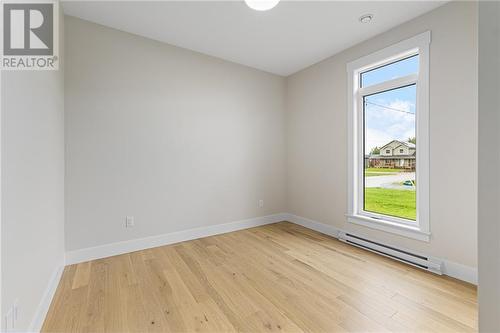 60 Guy, Shediac, NB - Indoor Photo Showing Other Room