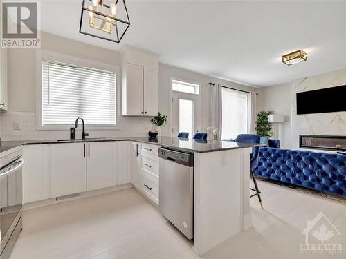 2007 Elevation Road, Ottawa, ON - Indoor Photo Showing Kitchen