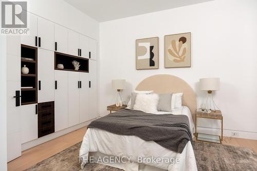 2048 Ardleigh Road, Oakville (Eastlake), ON - Indoor Photo Showing Bedroom