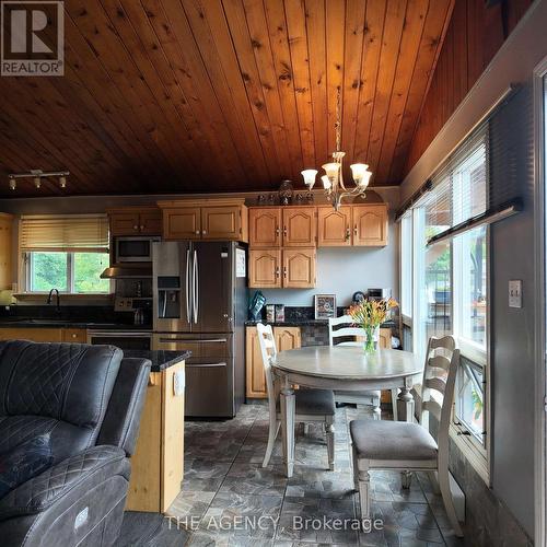 3 Kenhill Beach Road, Kawartha Lakes, ON - Indoor