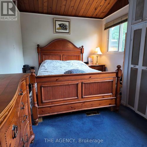 3 Kenhill Beach Road, Kawartha Lakes, ON - Indoor Photo Showing Bedroom