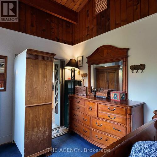 3 Kenhill Beach Road, Kawartha Lakes, ON - Indoor Photo Showing Bedroom