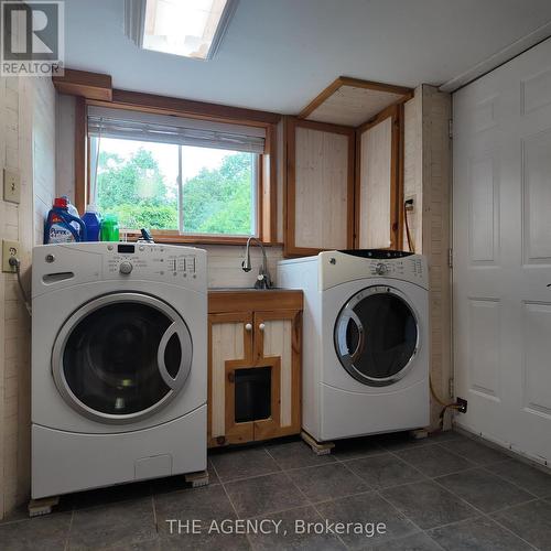 3 Kenhill Beach Road, Kawartha Lakes, ON - Indoor Photo Showing Laundry Room