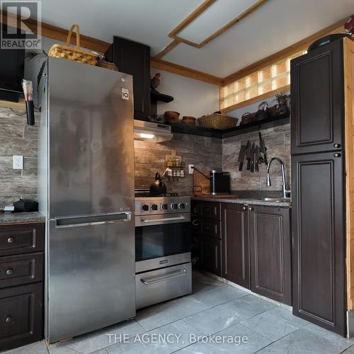 3 Kenhill Beach Road, Kawartha Lakes, ON - Indoor Photo Showing Kitchen