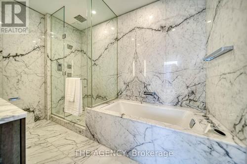 5005 - 180 University Avenue, Toronto C01, ON - Indoor Photo Showing Bathroom