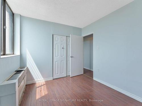 535-665 Kennedy Rd, Toronto, ON - Indoor Photo Showing Other Room