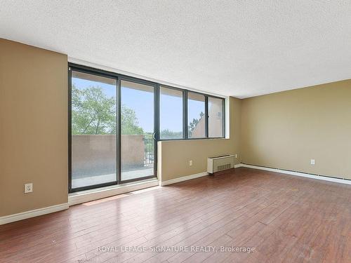 535-665 Kennedy Rd, Toronto, ON - Indoor Photo Showing Other Room