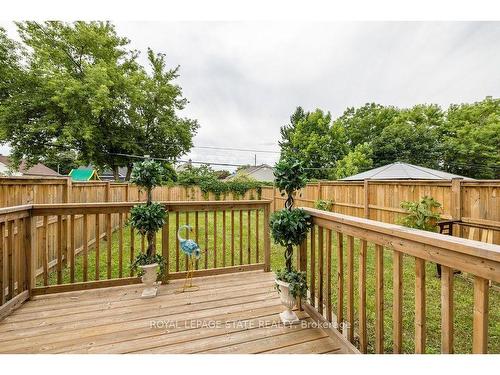 B-16 Prospect Ave, St. Catharines, ON - Outdoor With Deck Patio Veranda