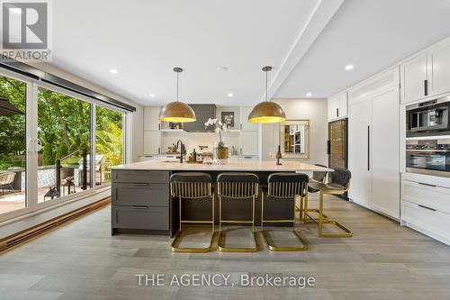 14621 Niagara River Parkway, Niagara-On-The-Lake, ON - Indoor Photo Showing Kitchen With Upgraded Kitchen