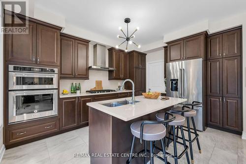 43 Provost Trail, Brampton, ON - Indoor Photo Showing Kitchen With Upgraded Kitchen