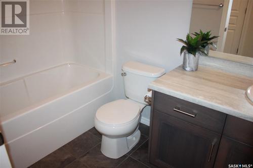 307 1715 Badham Boulevard, Regina, SK - Indoor Photo Showing Bathroom