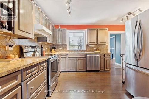 2076 Churchill Avenue, Burlington (Freeman), ON - Indoor Photo Showing Kitchen