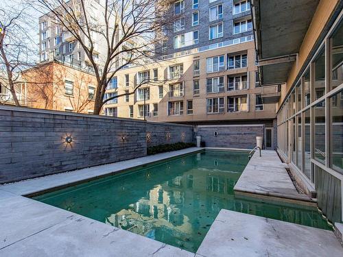 Piscine - 547-1414 Rue Chomedey, Montréal (Ville-Marie), QC - Outdoor With In Ground Pool