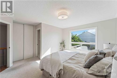 large primary bedroom - 7 Windhurst Drive, Ottawa, ON - Indoor Photo Showing Bedroom