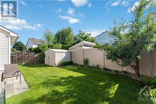 backyard with storage shed - 7 Windhurst Drive, Ottawa, ON - Outdoor
