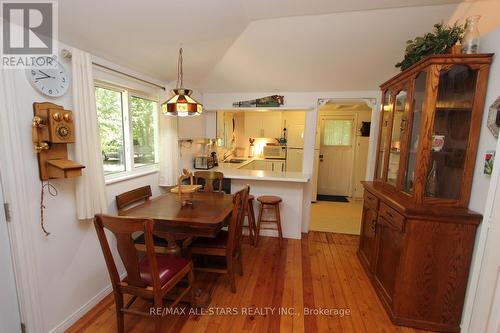 54 Laxton Twp 5Th Line, Kawartha Lakes, ON - Indoor Photo Showing Dining Room