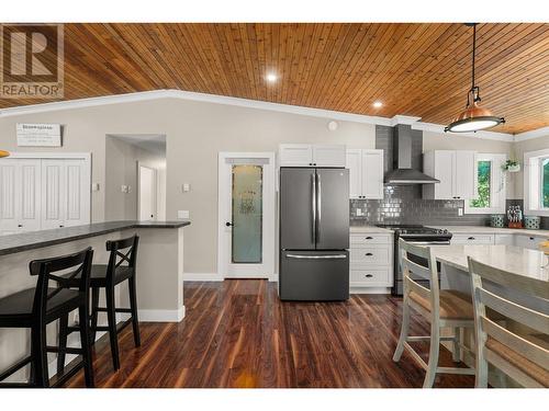 38 West Poirier Road, Sicamous, BC - Indoor Photo Showing Kitchen