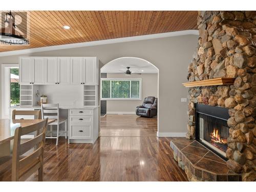 38 West Poirier Road, Sicamous, BC - Indoor With Fireplace