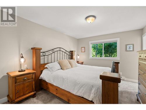 38 West Poirier Road, Sicamous, BC - Indoor Photo Showing Bedroom