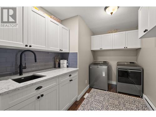 38 West Poirier Road, Sicamous, BC - Indoor Photo Showing Laundry Room