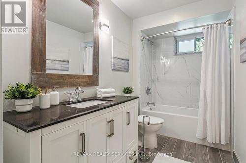 60 - 1055 Shawnmarr Road, Mississauga, ON - Indoor Photo Showing Bathroom