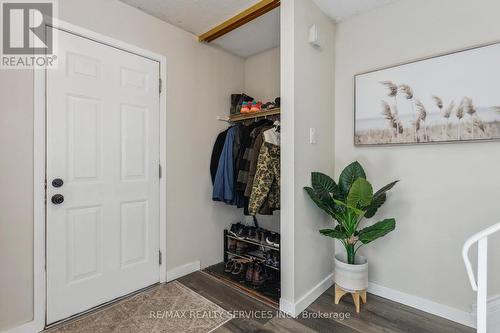 60 - 1055 Shawnmarr Road, Mississauga, ON - Indoor Photo Showing Other Room