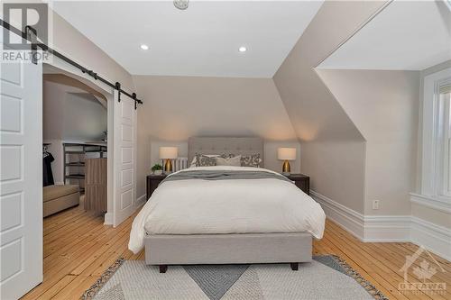 140 Glebe Avenue, Ottawa, ON - Indoor Photo Showing Bedroom