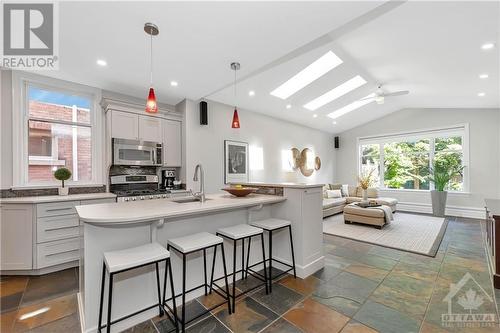 140 Glebe Avenue, Ottawa, ON - Indoor Photo Showing Kitchen With Upgraded Kitchen