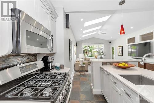 140 Glebe Avenue, Ottawa, ON - Indoor Photo Showing Kitchen