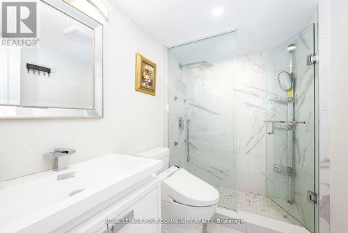 1601 - 7601 Bathurst Street, Vaughan (Crestwood-Springfarm-Yorkhill), ON - Indoor Photo Showing Bathroom