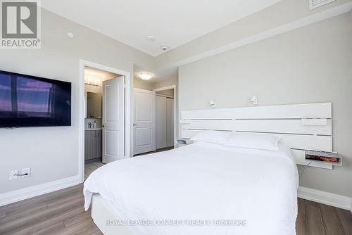 703 - 3121 Sheppard Avenue E, Toronto, ON - Indoor Photo Showing Bedroom