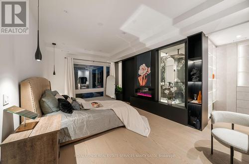 244 Lumsden Avenue, Toronto, ON - Indoor Photo Showing Bedroom