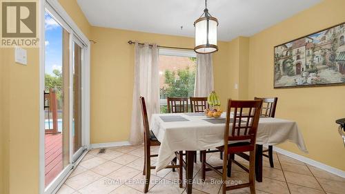 35 Turtlecreek Boulevard, Brampton, ON - Indoor Photo Showing Dining Room