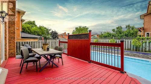 35 Turtlecreek Boulevard, Brampton, ON - Outdoor With In Ground Pool With Exterior