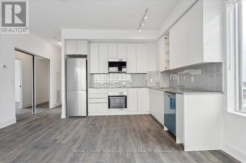 1419 - 2489 Taunton Road, Oakville, ON - Indoor Photo Showing Kitchen With Stainless Steel Kitchen With Upgraded Kitchen