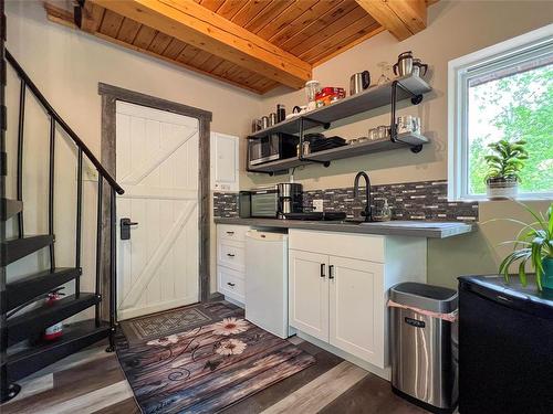 1 Sand Lake Road, Ditch Lake, MB - Indoor Photo Showing Kitchen