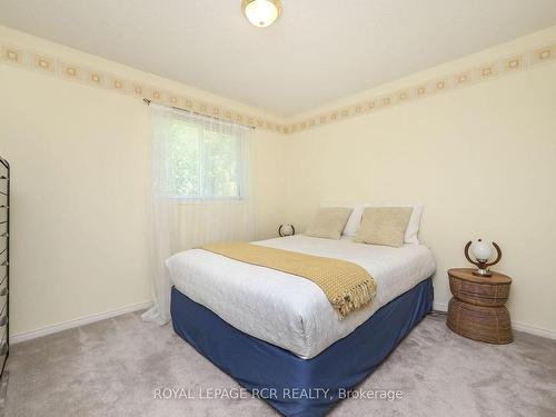 1289 Forest St, Innisfil, ON - Indoor Photo Showing Bedroom