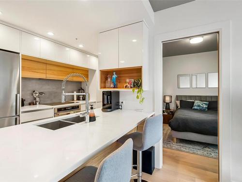 217-989 Johnson St, Victoria, BC - Indoor Photo Showing Kitchen With Double Sink With Upgraded Kitchen