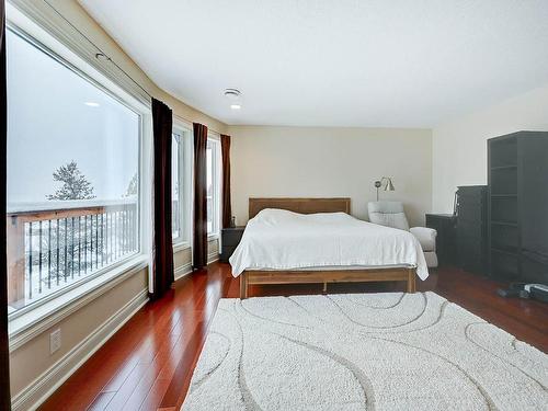 422 Azure Place, Kamloops, BC - Indoor Photo Showing Bedroom