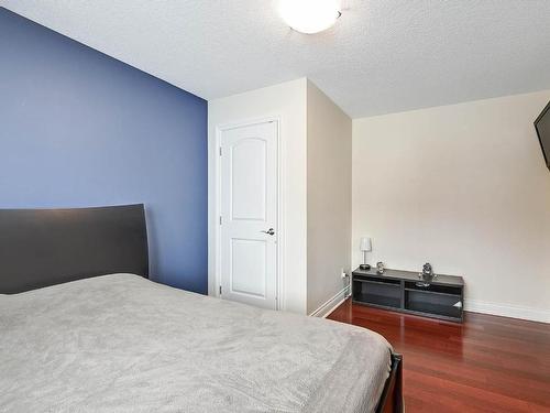 422 Azure Place, Kamloops, BC - Indoor Photo Showing Bedroom