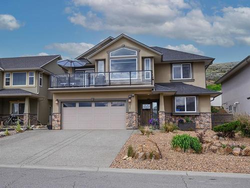 2027 Saddleback Drive, Kamloops, BC - Outdoor With Facade