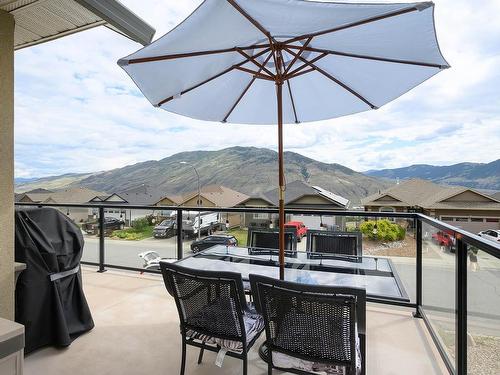 2027 Saddleback Drive, Kamloops, BC - Outdoor With View With Exterior