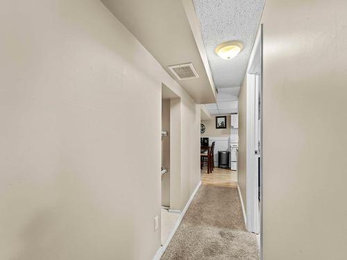 2263 Qu'Appelle Blvd, Kamloops, BC - Indoor Photo Showing Other Room