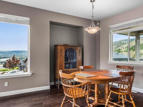 25-950 Ida Lane, Kamloops, BC - Indoor Photo Showing Dining Room