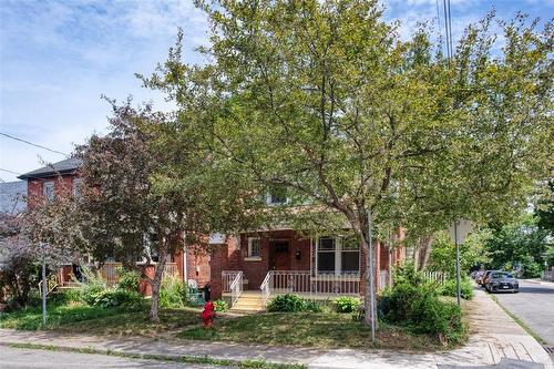 51 Cedar Avenue, Hamilton, ON - Outdoor