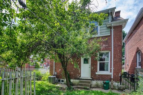 51 Cedar Avenue, Hamilton, ON - Outdoor