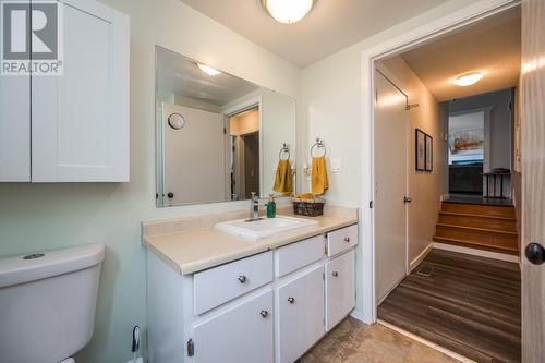 2260 Canan Way, Prince George, BC - Indoor Photo Showing Bathroom